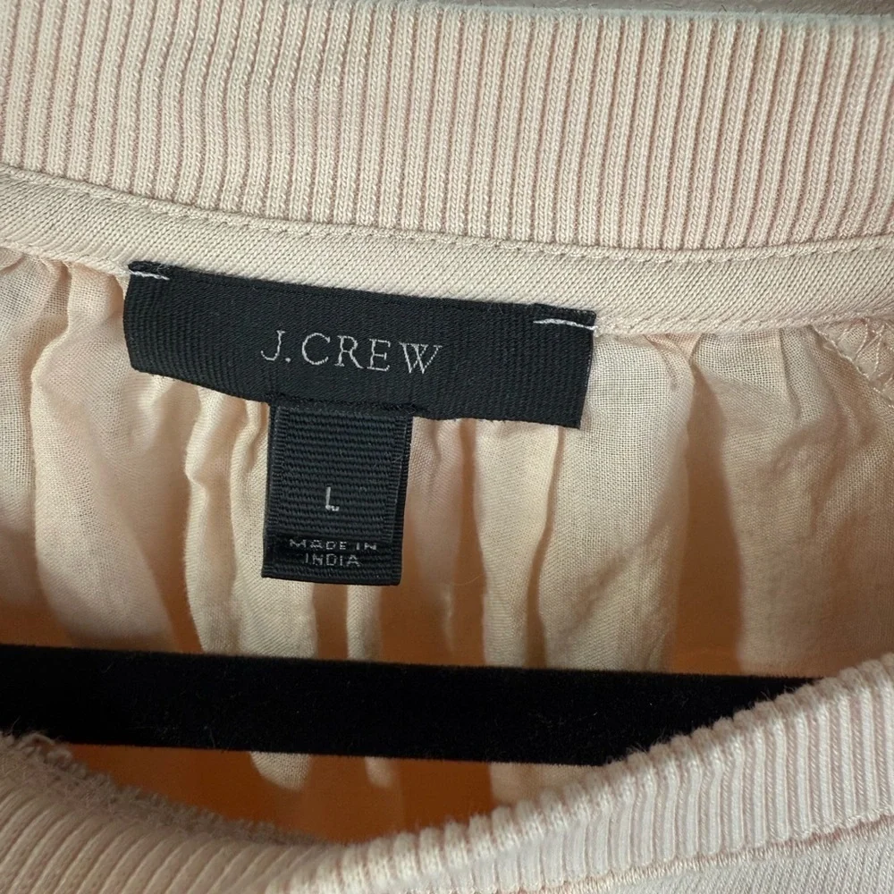 J.Crew women’s eyelet lace back peachy pink Crewneck Sweatshirt. Size large
